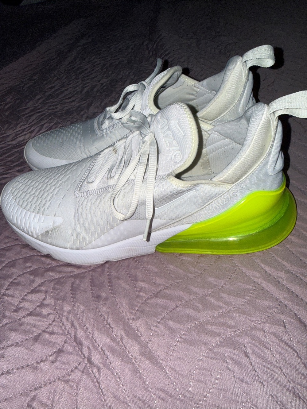 Nike White Air Max Shoes - Picture 2 of 6